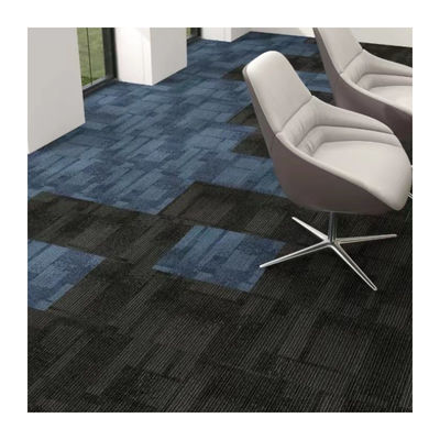 Canton PP / Nylon carreaux de tapis ignifuges étanches à l' eau avec Animal Print Pattern