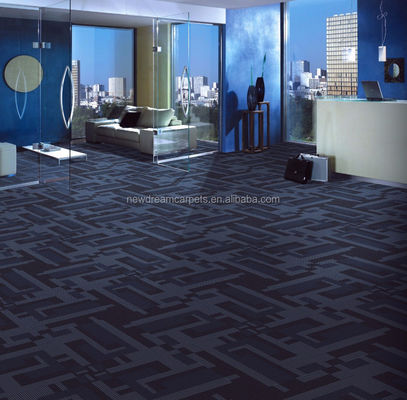 Canton PP / Nylon carreaux de tapis ignifuges étanches à l' eau avec Animal Print Pattern
