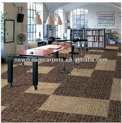 100 x 100 taille boucle de pile de bureau carreaux ignifuges pour le tapis de Canton Fabriqué