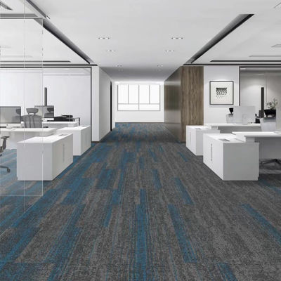 6 mm d'épaisseur totale 50x50 60x60 Taille carrée en boucle en piles Carpet pour hôtel et bureau