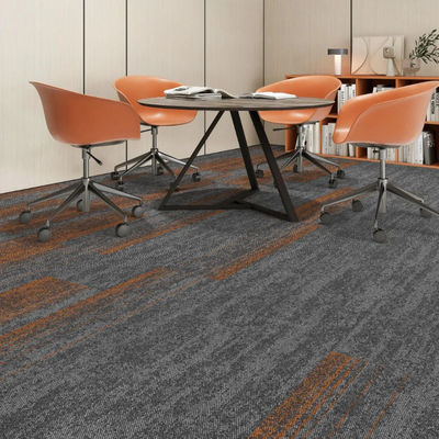 6 mm d'épaisseur totale 50x50 60x60 Taille carrée en boucle en piles Carpet pour hôtel et bureau