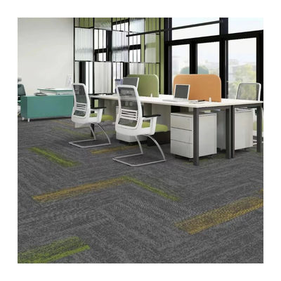 Facile à installer 1/12 Carreaux de taille tufting pour hôtels et bureaux