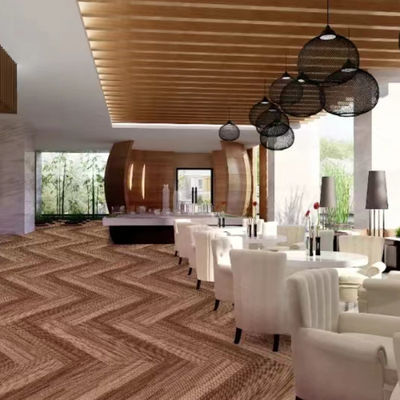 Salle de commerce Luxe Carpet amovible Carreaux 50x50 Puzzle Pattern Carpet modulaire de bureau