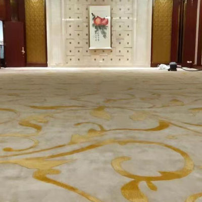 Carpet en laine à la main à la main