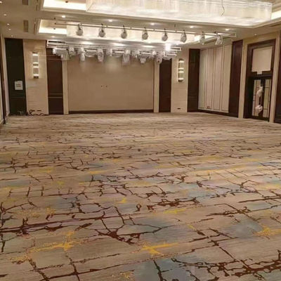 Solution de revêtement de sol commercial 4m tapis en nylon résistant au feu pour WILTON