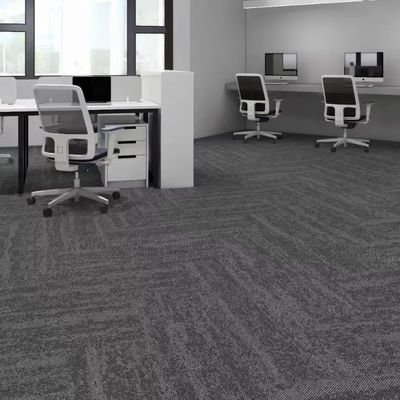 Carreaux de bureau amovibles de luxe de 60x60 50x50 dans le style de pile en boucle de jacquard