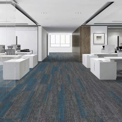 Carreaux de bureau amovibles de luxe de 60x60 50x50 dans le style de pile en boucle de jacquard
