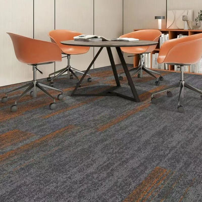 Maison anti-dérapant de luxe carreaux amovibles 50x50 bureau tapis modulaire