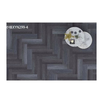 Carreaux de tapis modulaires de bureau 50x50 avec un design luxueux et des caractéristiques amovibles