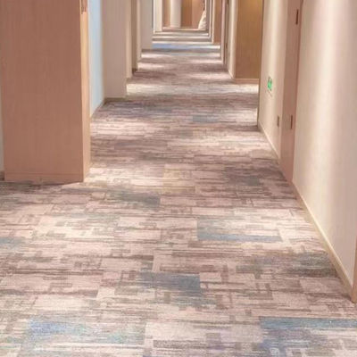 Carpet en nylon rectangulaire 100% pour les sols commerciaux ignifuges dans les hôtels