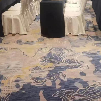 Carpet murale à mur facile à nettoyer et résistant au feu avec support en feutre