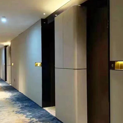 Carpet murale à mur facile à nettoyer et résistant au feu avec support en feutre