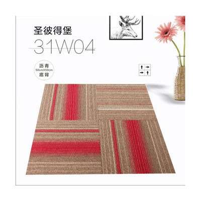 Poids total 700-750g Luxe 100% Pp Carpet Carreaux pour la maison 50x50cm carrés
