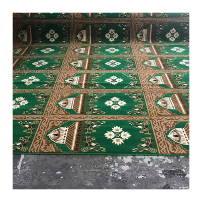 Carpet de mosquée de plusieurs couleurs fabriqué à la machine avec revêtement de mur à mur doux et patter puzzle