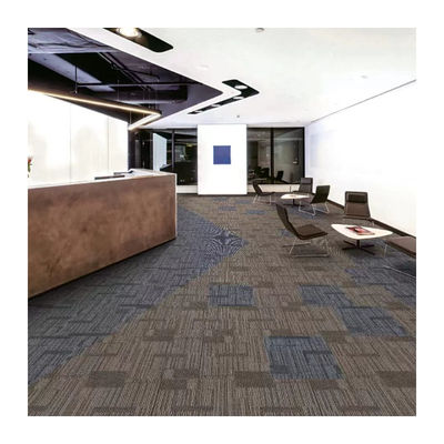 Carreaux de tapis amovibles de luxe de 8 kg/m2 pour bureaux