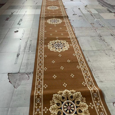 Couleur musulmane personnalisée Paroi à paroi Rouleau de tapis de prière pour la mosquée Doux et durable