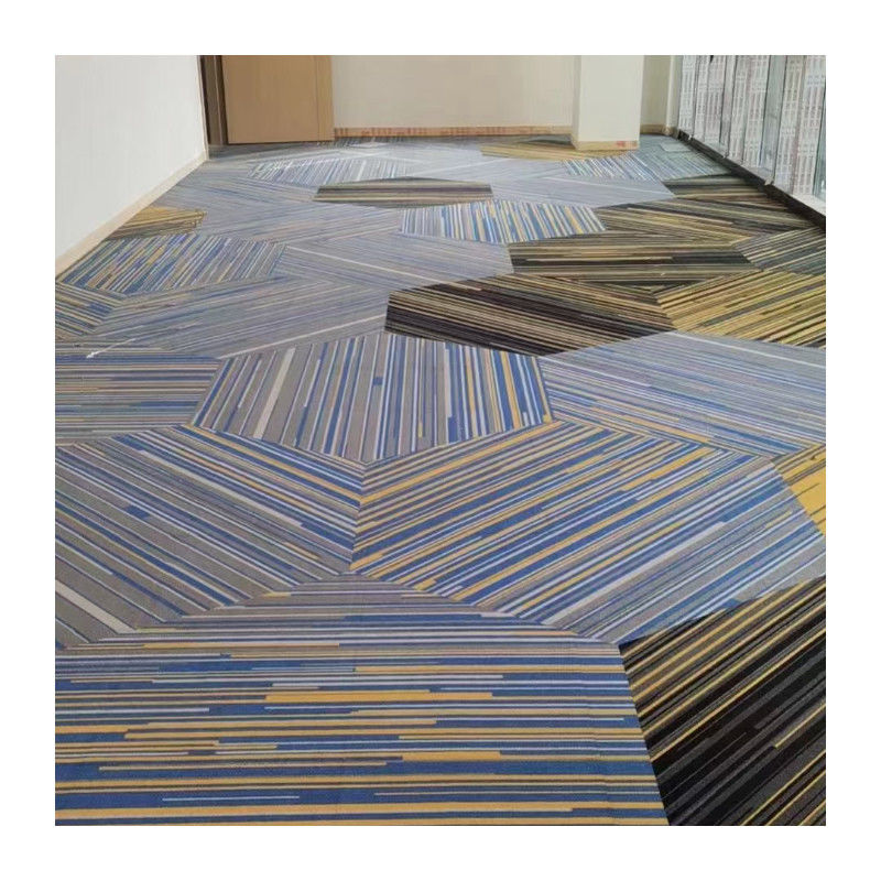 Chambre commerciale Plush Imprimé Carpet de luxe Carreaux 50x50 60.96x60.96 Carreaux Carpet d'hôtel