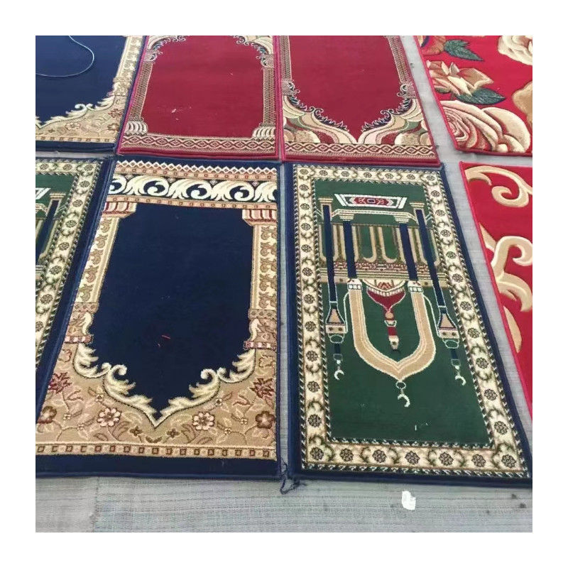 Tapis de prière musulman mur à mur en rouleau pour la mosquée Tapis doux de conception traditionnelle